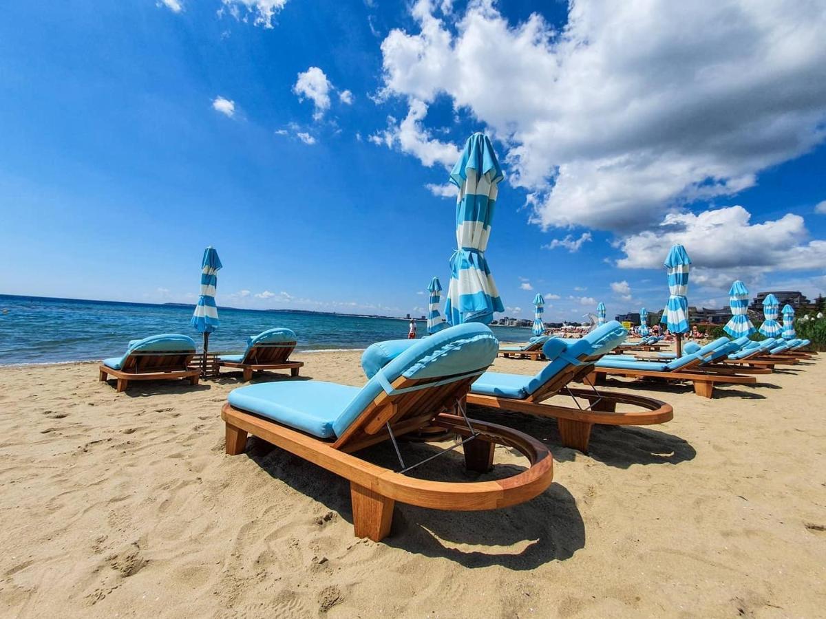 Vip Club Dolphin Coast Aparthotel Slăntjev Brjag Exteriör bild