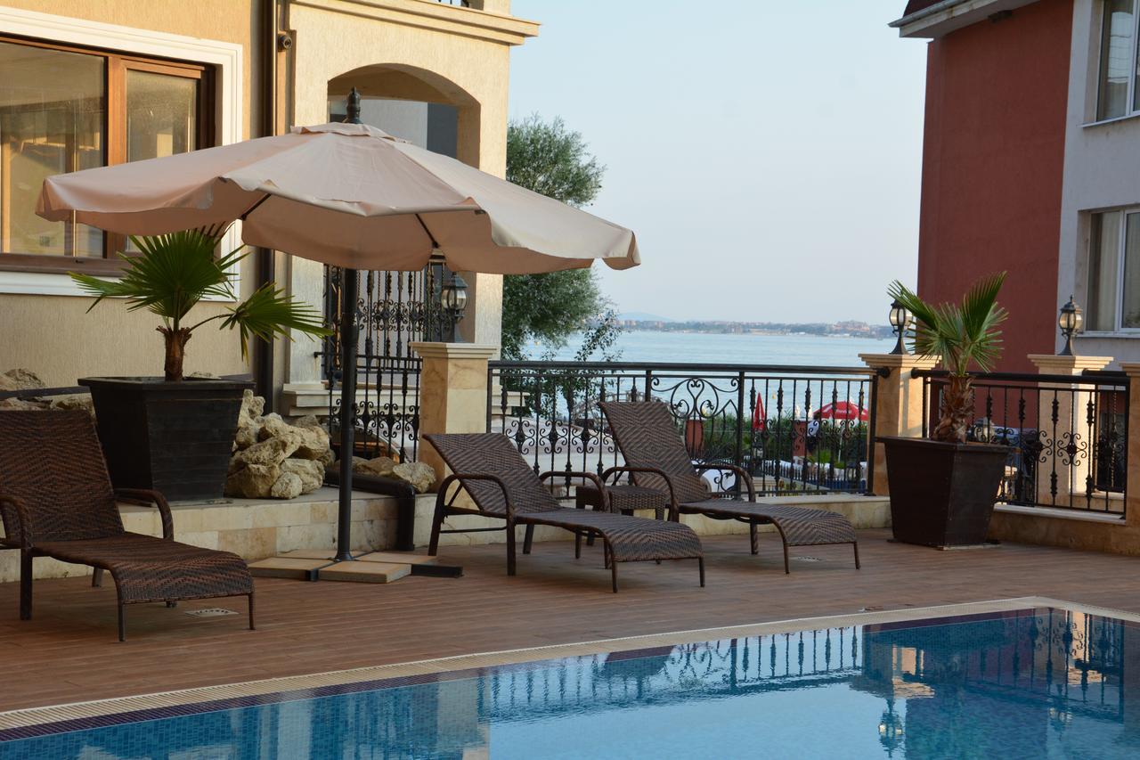 Vip Club Dolphin Coast Aparthotel Slăntjev Brjag Exteriör bild