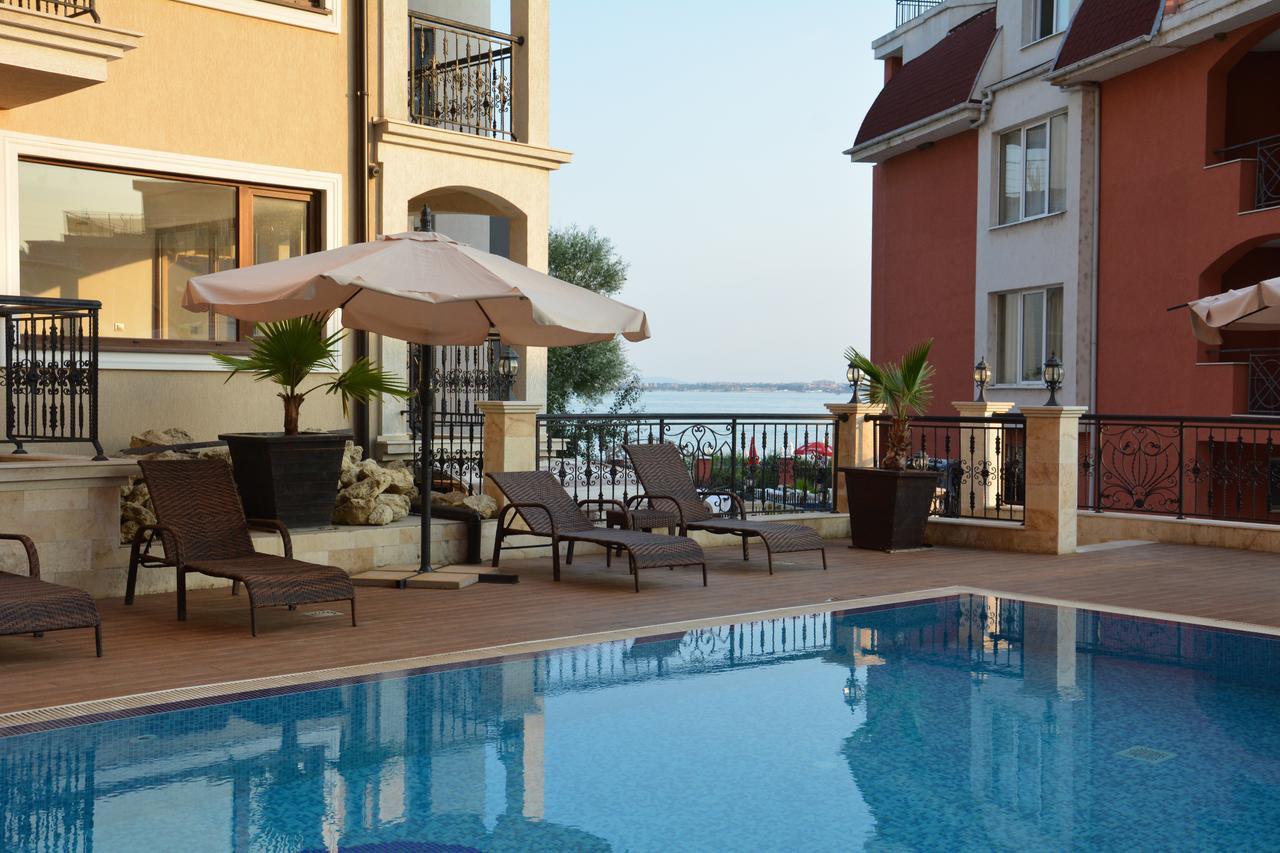 Vip Club Dolphin Coast Aparthotel Slăntjev Brjag Exteriör bild
