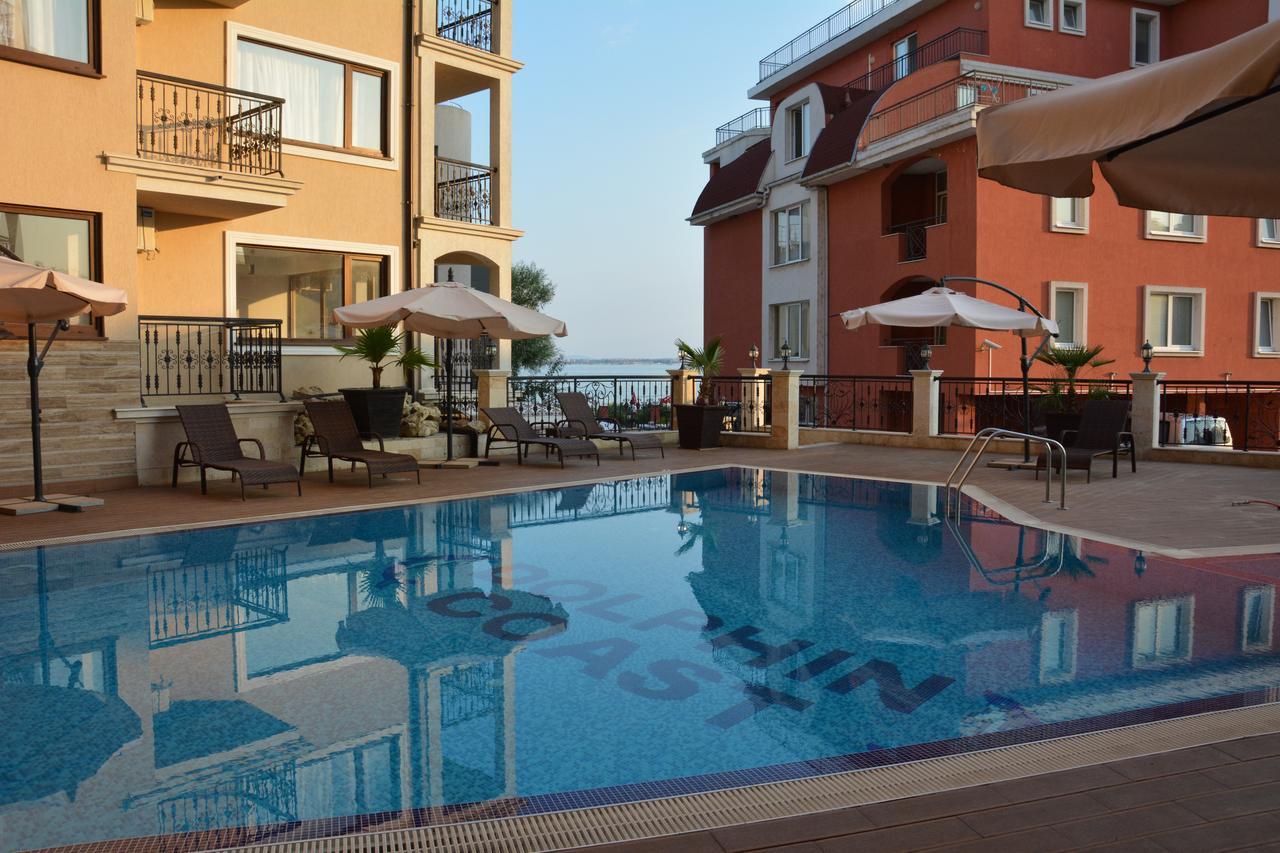 Vip Club Dolphin Coast Aparthotel Slăntjev Brjag Exteriör bild